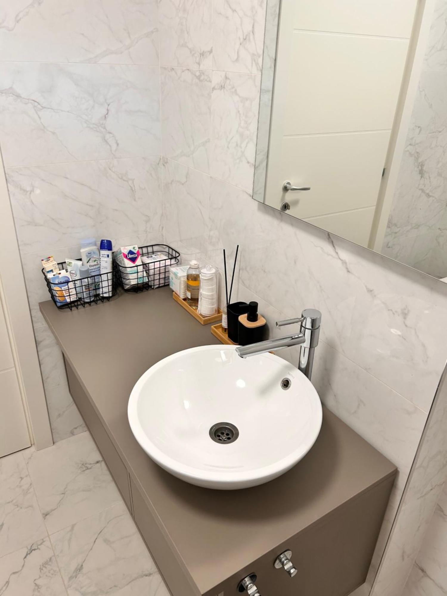 Industrial Style Apartment Bukares Bagian luar foto