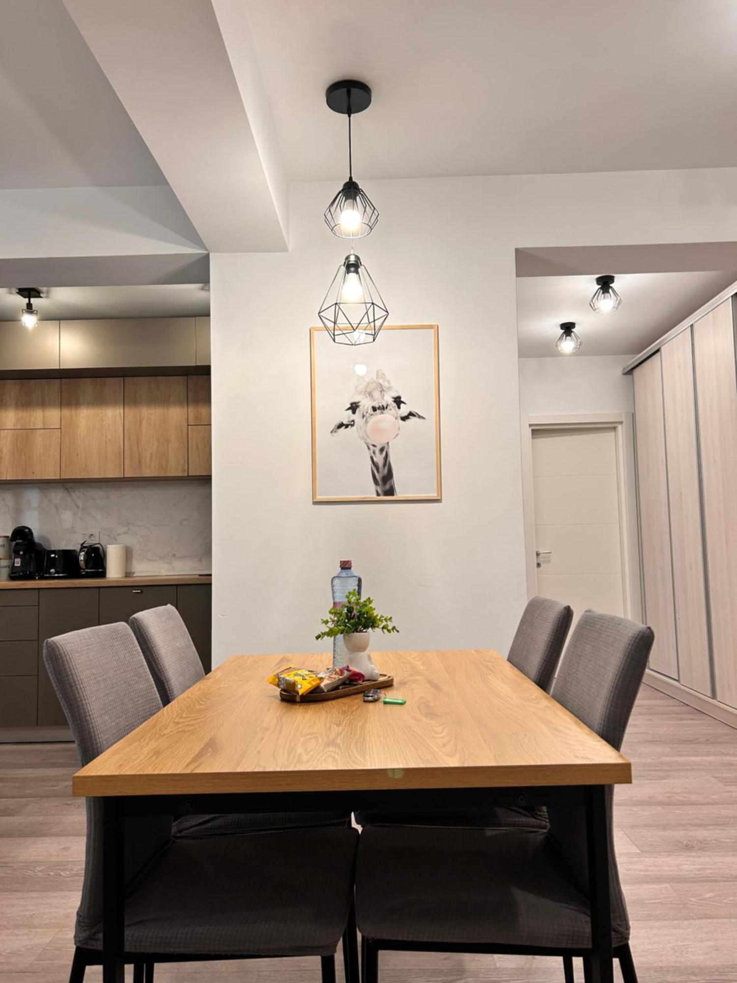 Industrial Style Apartment Bukares Bagian luar foto