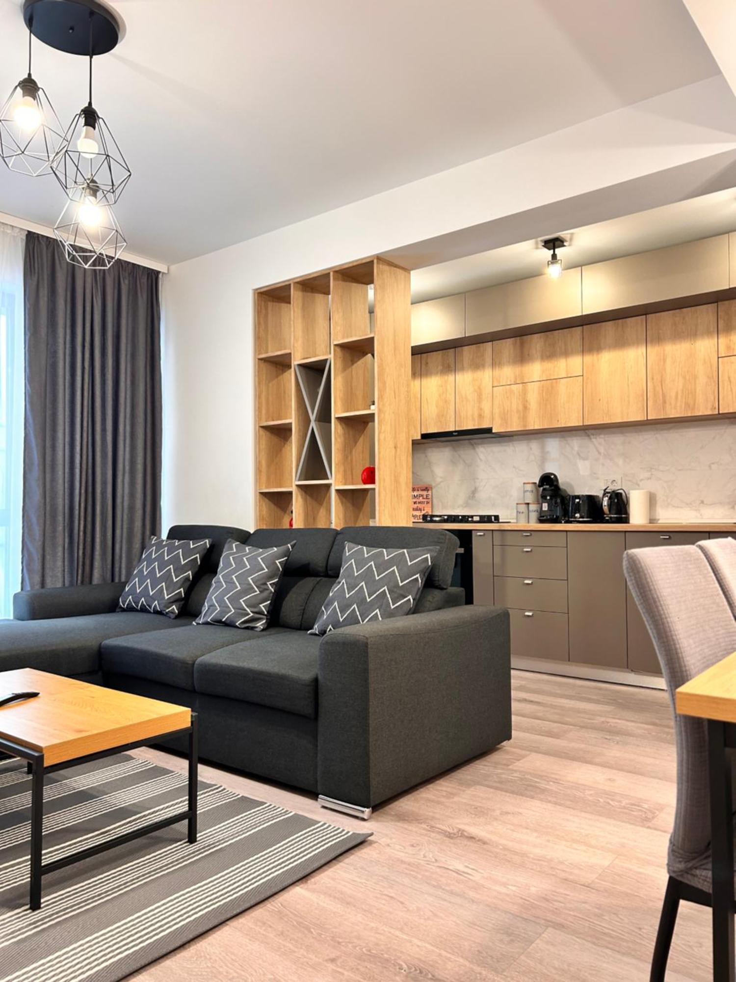 Industrial Style Apartment Bukares Bagian luar foto