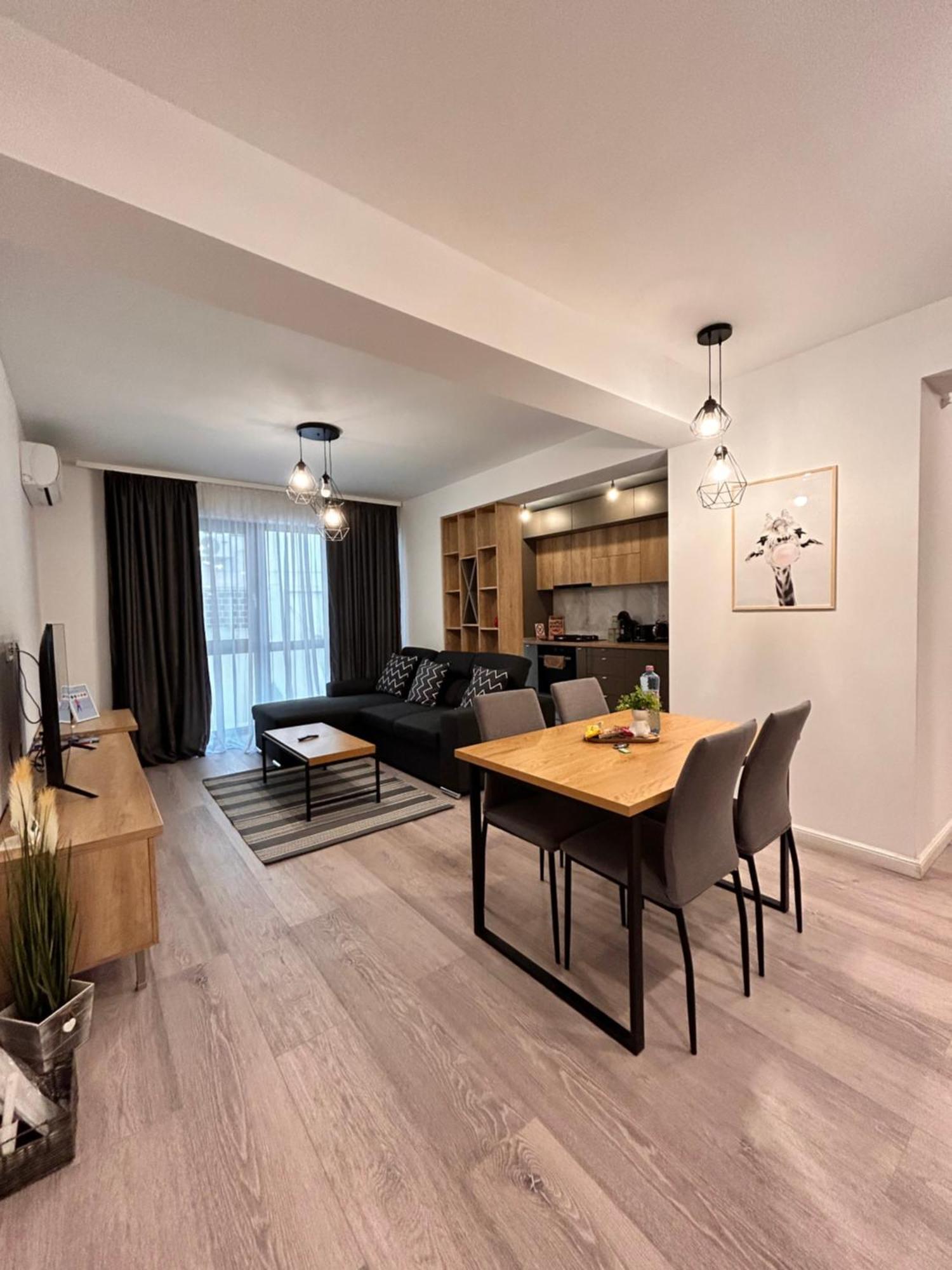 Industrial Style Apartment Bukares Bagian luar foto